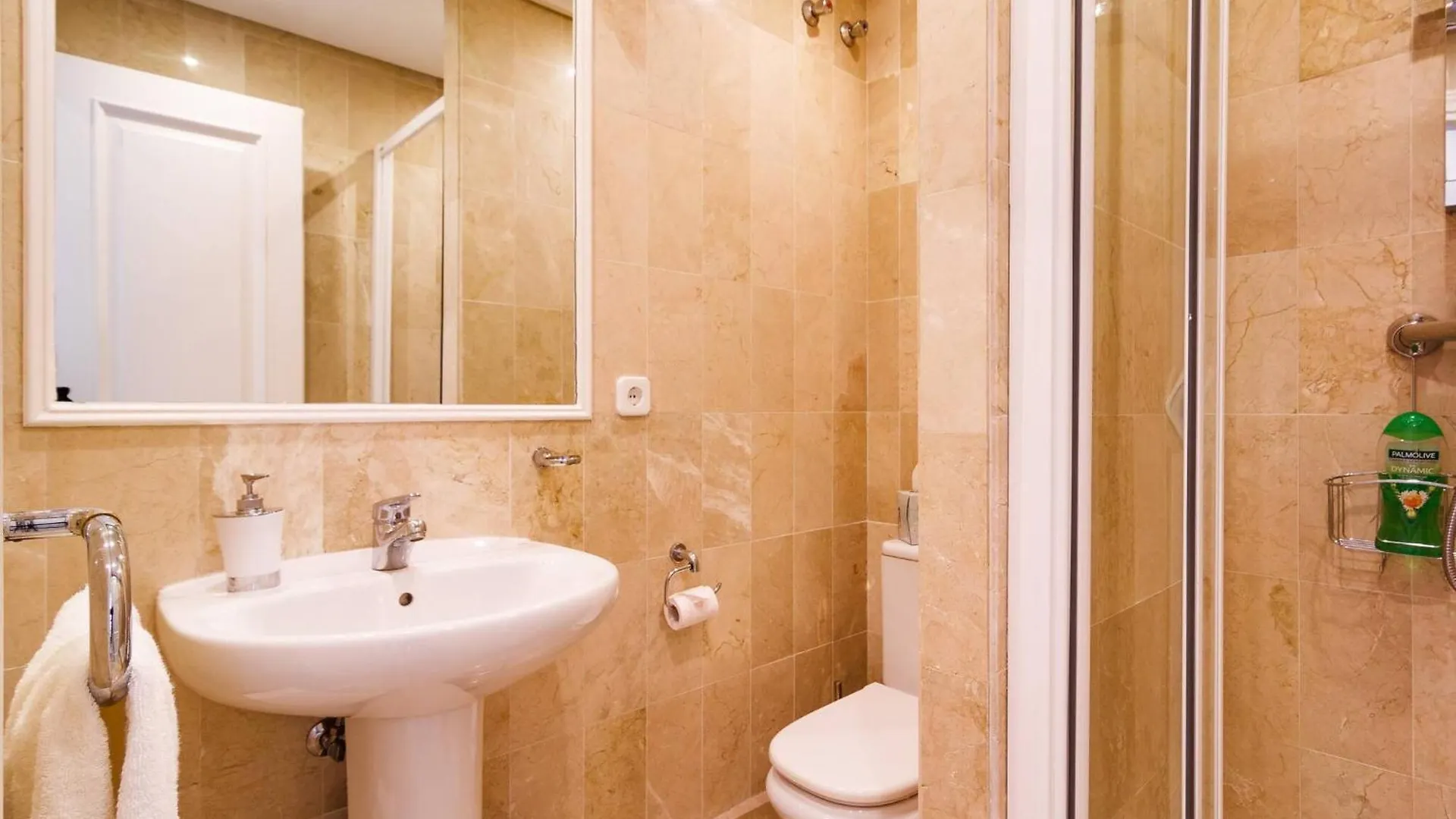 Apartment Avalon Apt Costalita Close To The Beach And Golf Estepona